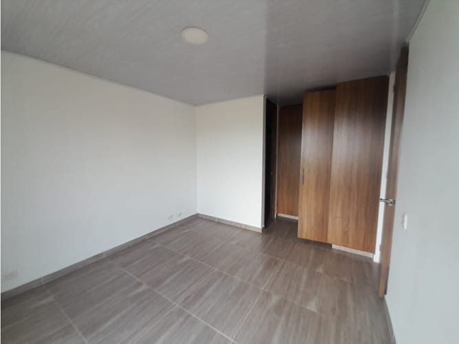 Apartamento de 3 alcobas en venta en Las Palmas, Ricaurte, 92 m² · foto 12 de 24