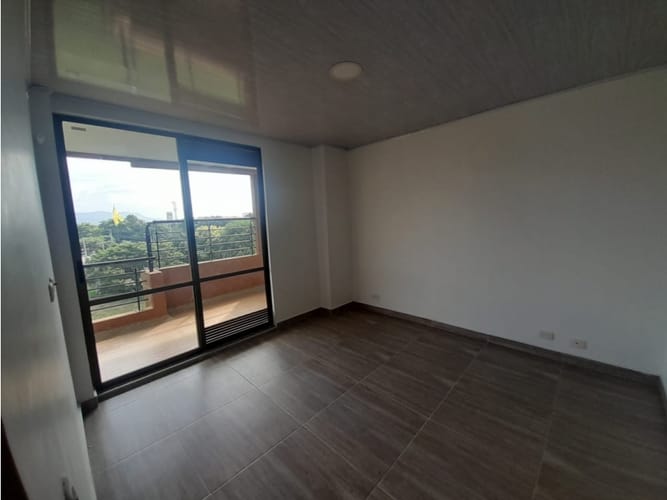 Apartamento de 3 alcobas en venta en Las Palmas, Ricaurte, 92 m² · foto 13 de 24
