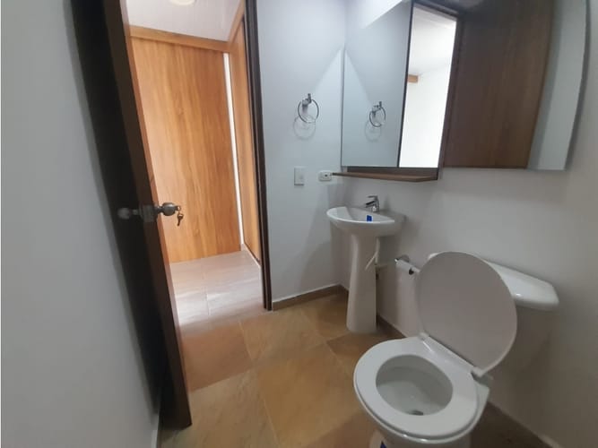 Apartamento de 3 alcobas en venta en Las Palmas, Ricaurte, 92 m² · foto 21 de 24