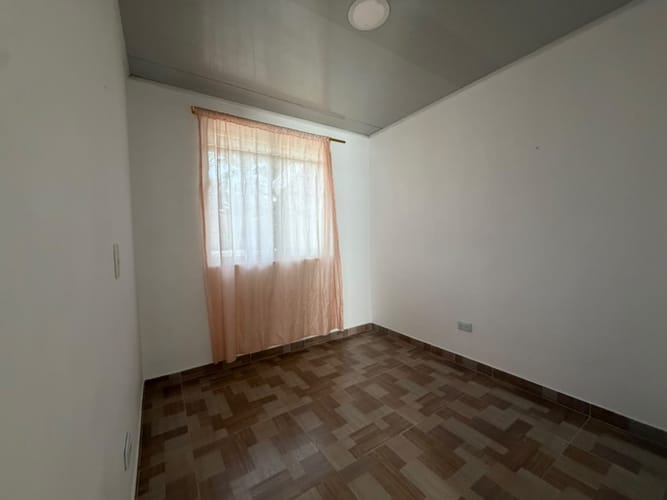 Casa de 2 alcobas en venta en San Isidro, Jamundí, 95 m² · foto 3 de 9