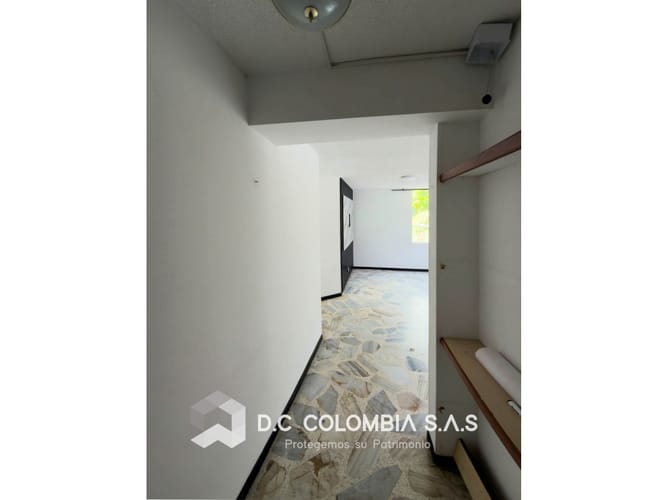 Apartamento de 4 alcobas en venta en Chipichape, Cali, 75 m² · foto 2 de 15