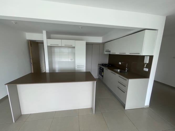 Apartamento de 3 alcobas en venta en Cañaveral, Floridablanca, 104 m² · foto 3 de 9