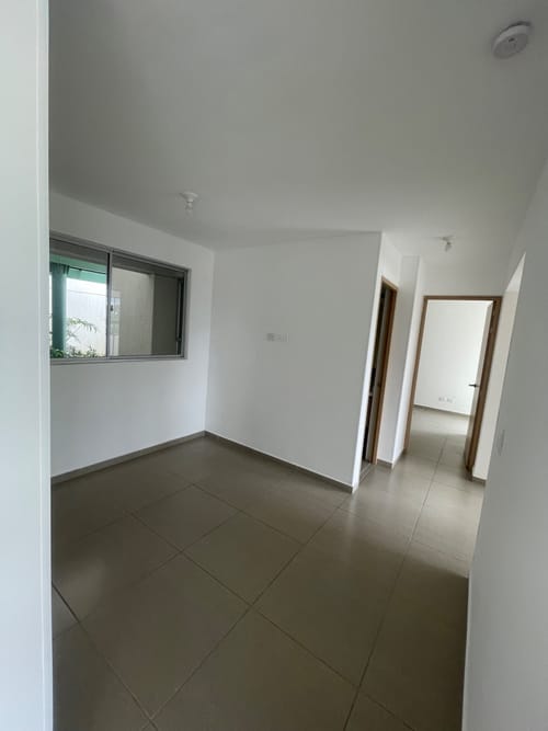 Apartamento de 3 alcobas en venta en Cañaveral, Floridablanca, 104 m² · foto 6 de 9