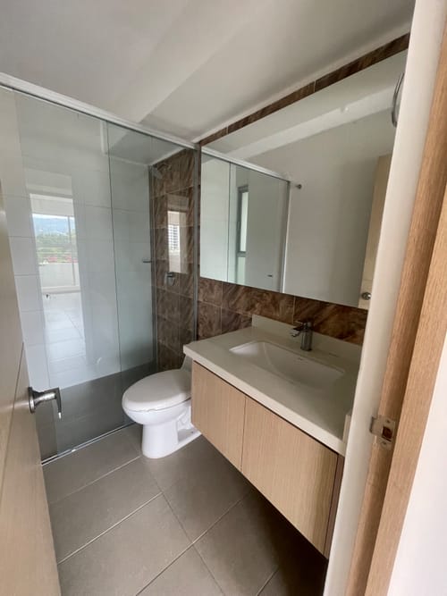 Apartamento de 3 alcobas en venta en Cañaveral, Floridablanca, 104 m² · foto 8 de 9