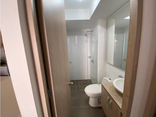 Apartamento de 3 alcobas en venta en Ricaurte, 70 m² · foto 18 de 24