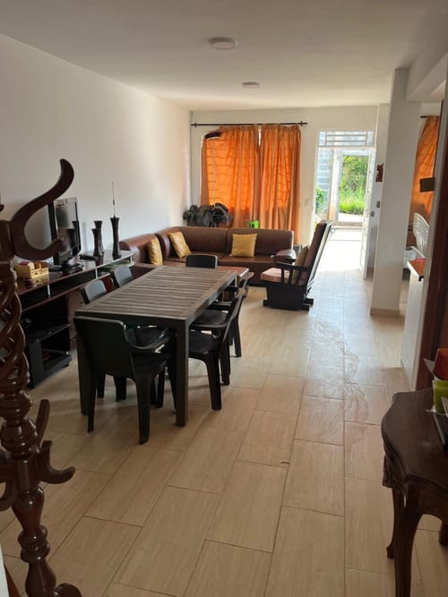 Casa de 4 alcobas en venta en Sector Cañaveralejo Sur La Sirena, Cali, 160 m² · foto 2 de 12