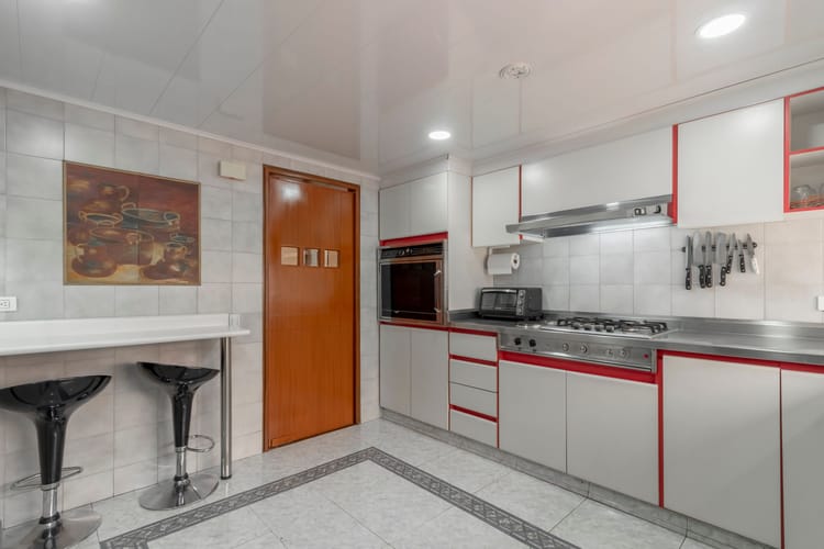 Apartamento de 3 alcobas en venta en Chico, Bogotá, 270 m² · foto 7 de 20