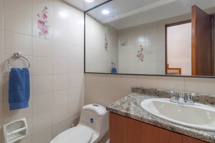 Apartamento de 3 alcobas en venta en Chico, Bogotá, 270 m² · foto 9 de 20
