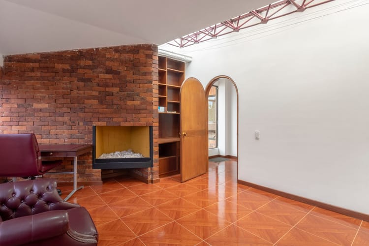Apartamento de 3 alcobas en venta en Chico, Bogotá, 270 m² · foto 19 de 20