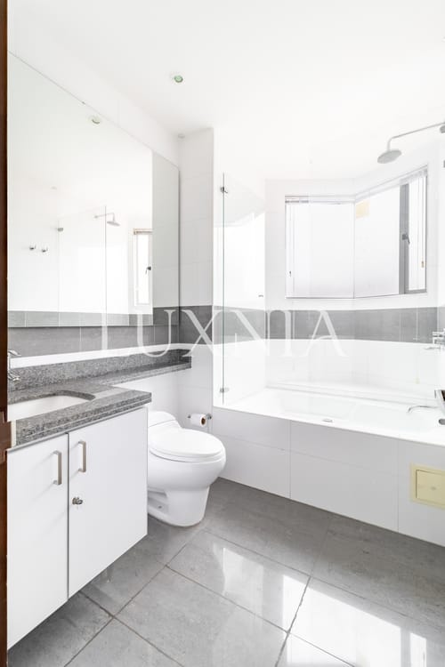 Apartamento en venta en Chicó Navarra, Bogotá · foto 13 de 18