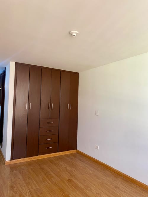 Casa de 6 alcobas en venta en Lindaraja, Bogotá, 132 m² · foto 16 de 24