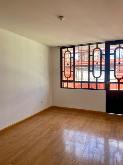 Casa de 6 alcobas en venta en Lindaraja, Bogotá, 132 m² · foto 15 de 24