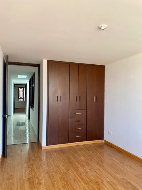 Casa de 6 alcobas en venta en Lindaraja, Bogotá, 132 m² · foto 20 de 24