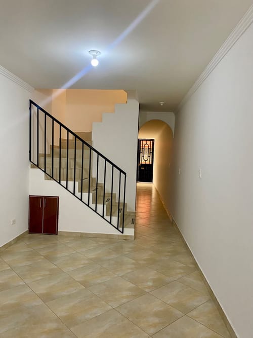 Casa de 6 alcobas en venta en Lindaraja, Bogotá, 132 m² · foto 11 de 24