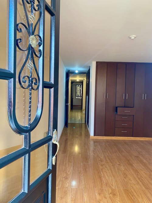 Casa de 6 alcobas en venta en Lindaraja, Bogotá, 132 m² · foto 14 de 24