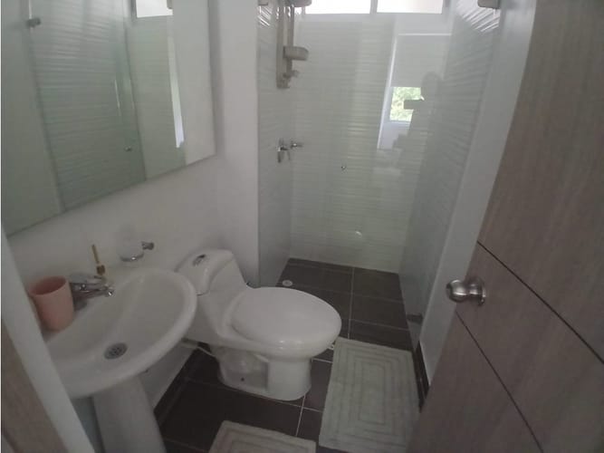 Apartamento de 3 alcobas en venta en Ricaurte, 70 m² · foto 18 de 24