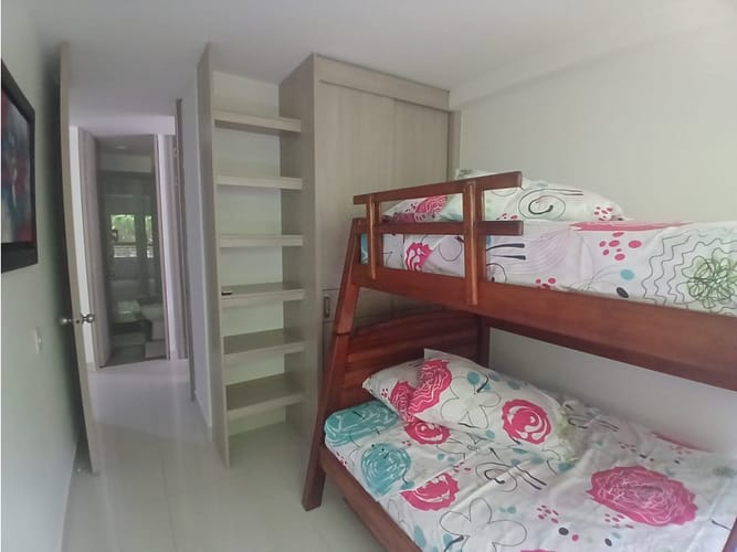 Apartamento de 3 alcobas en venta en Ricaurte, 70 m² · foto 20 de 24