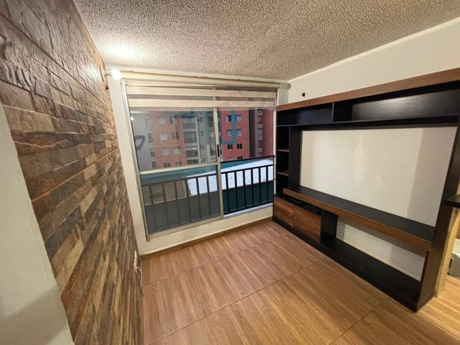 Apartamento de 3 alcobas en venta en Fontanar Del Río, Bogotá, 46 m² · foto 2 de 17