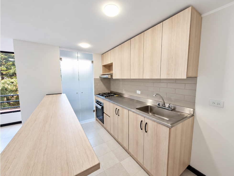 Apartamento en venta en Castropol, Medellín · foto 3 de 12