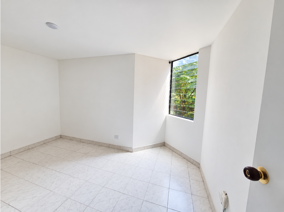 Apartamento en venta en Castropol, Medellín · foto 8 de 12