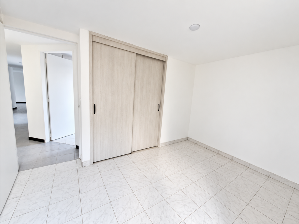 Apartamento en venta en Castropol, Medellín · foto 10 de 12