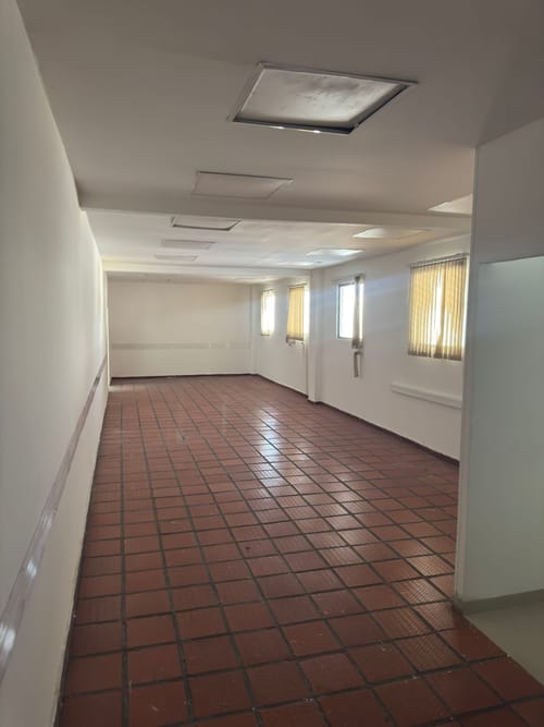 Bodega en arriendo en Cordialidad, Barranquilla, 911 m² · foto 8 de 17