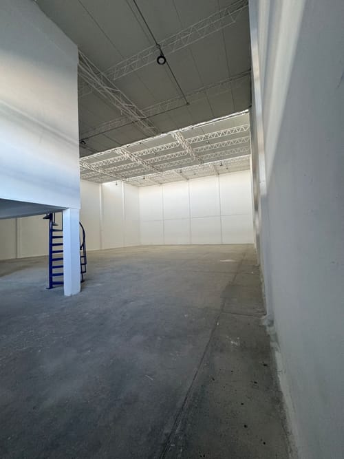 Bodega en arriendo en Cordialidad, Barranquilla, 911 m² · foto 12 de 17
