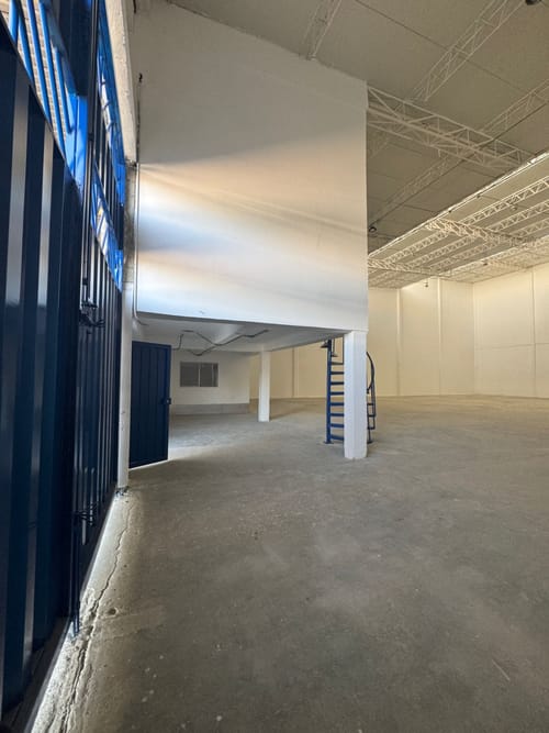 Bodega en arriendo en Cordialidad, Barranquilla, 911 m² · foto 13 de 17