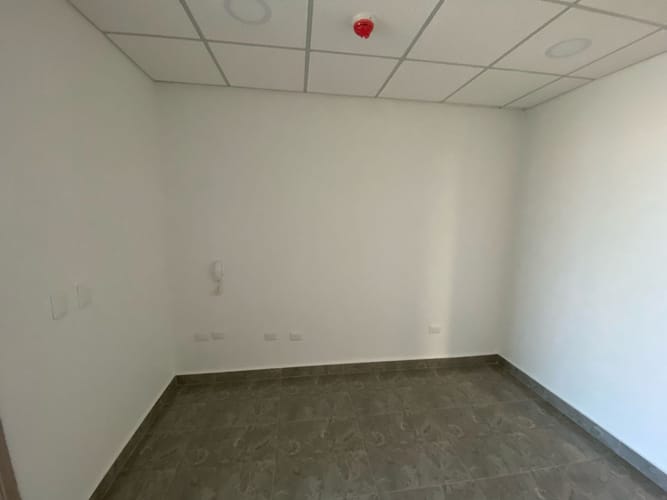 Consultorio en arriendo en Portal De Genovés, Barranquilla, 37 m² · foto 9 de 16