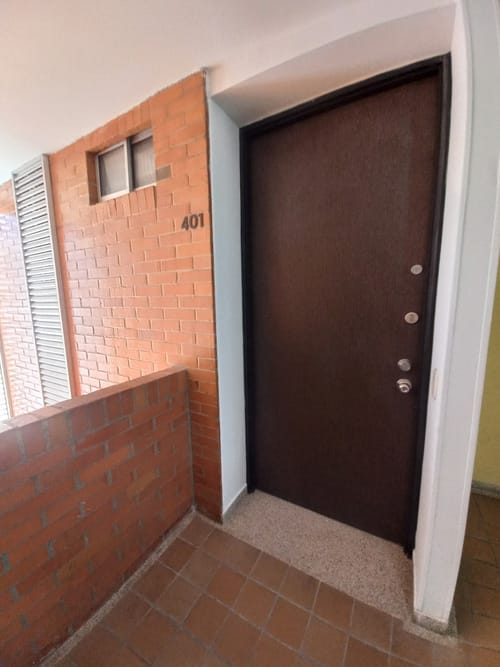 Apartamento de 2 alcobas en venta en Picaleña Y Mirolindo, Ibagué, 61 m² · foto 6 de 24