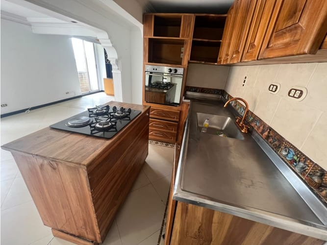 Apartamento de 2 alcobas en arriendo en Vía Las Palmas, Medellín, 76 m² · foto 8 de 20