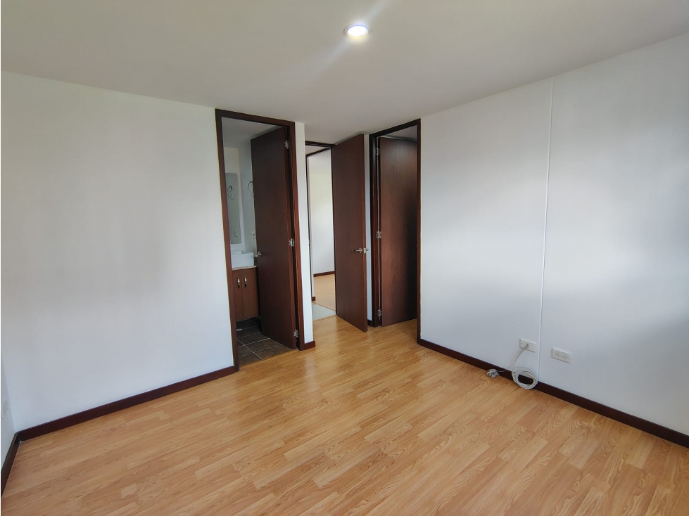Apartamento en venta en Las Palmas, Medellín · foto 10 de 18