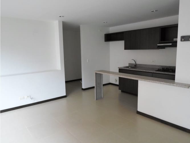 Apartamento de 3 alcobas en arriendo en Vía Las Palmas, Medellín, 86 m² · foto 6 de 20