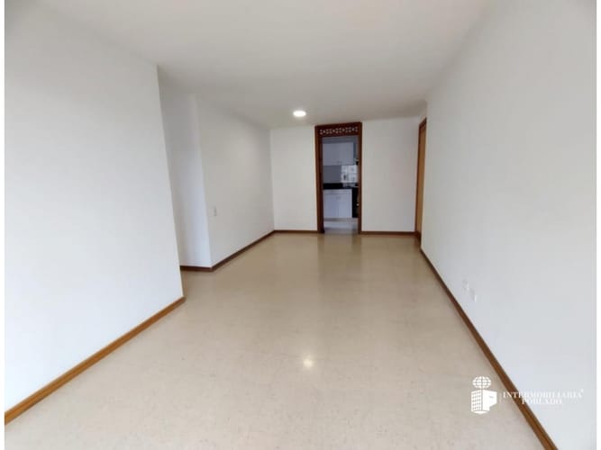 Apartamento de 3 alcobas en arriendo en Vizcaya, Medellín, 100 m² · foto 5 de 23