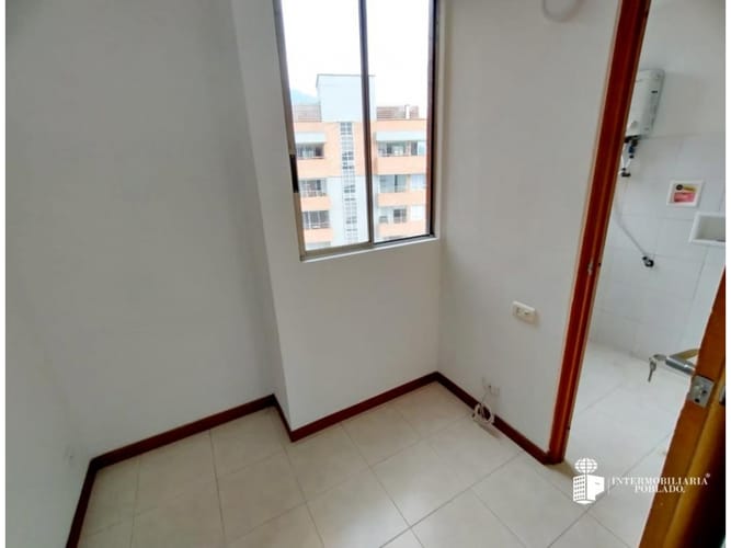 Apartamento de 3 alcobas en arriendo en Vizcaya, Medellín, 100 m² · foto 11 de 23
