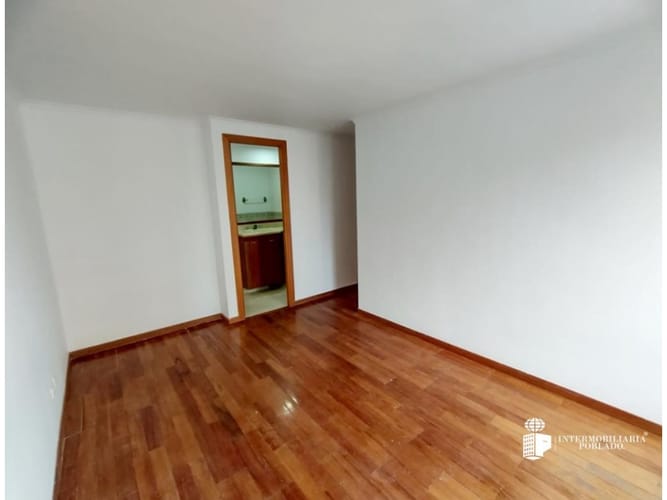 Apartamento de 3 alcobas en arriendo en Vizcaya, Medellín, 100 m² · foto 15 de 23