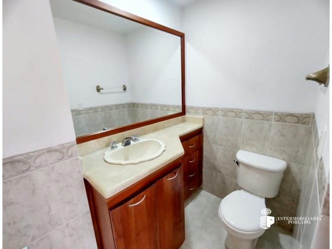 Apartamento de 3 alcobas en arriendo en Vizcaya, Medellín, 100 m² · foto 17 de 23