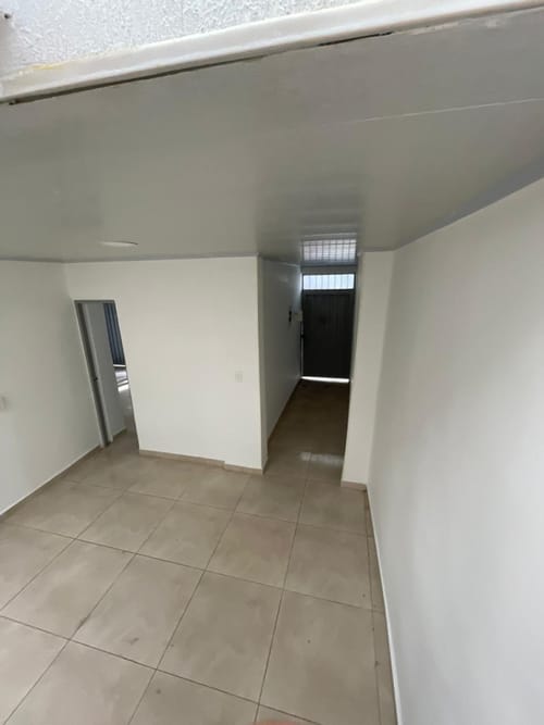 Casa de 5 alcobas en venta en San Alonso, Bucaramanga, 380 m² · foto 7 de 23
