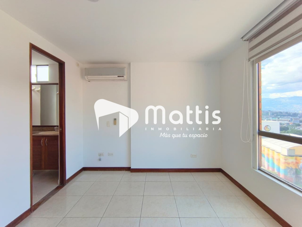 Apartamento en arriendo en El Portal, Envigado · foto 8 de 11