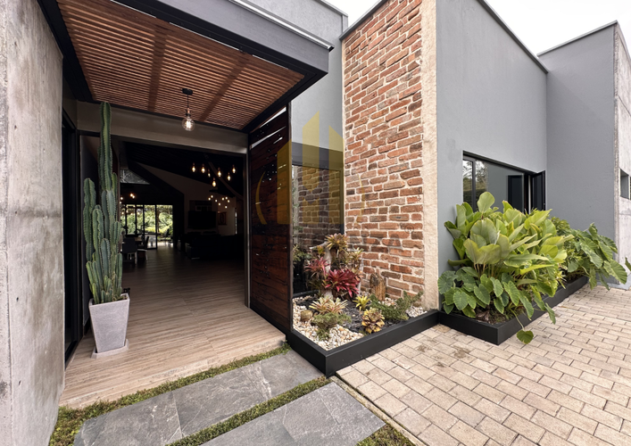 Casa de 3 alcobas en venta en Pontezuela, Rionegro, 500 m² · foto 3 de 13