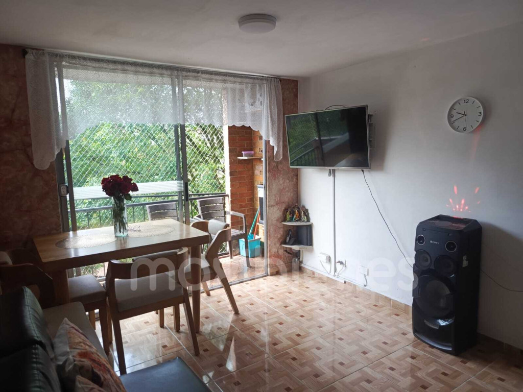 Apartamento en venta en Suramérica, La Estrella · foto 2 de 16