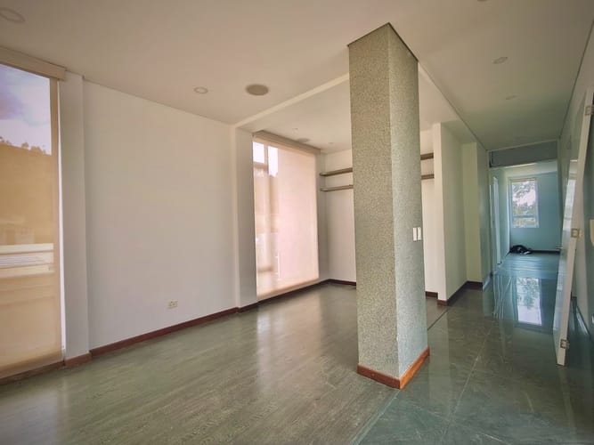 Casa de 6 alcobas en venta en Gratamira, Sopó, 390 m² · foto 8 de 24
