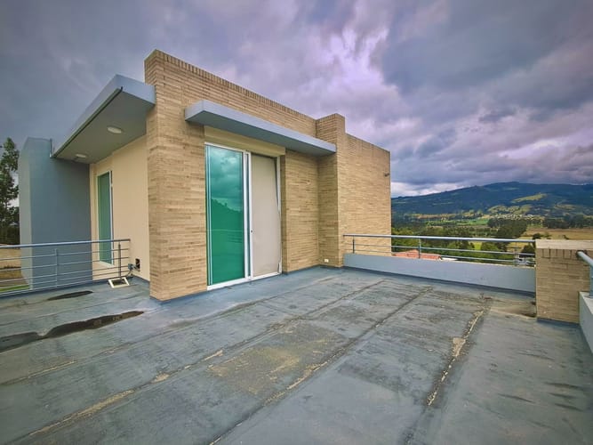 Casa de 6 alcobas en venta en Gratamira, Sopó, 390 m² · foto 22 de 24