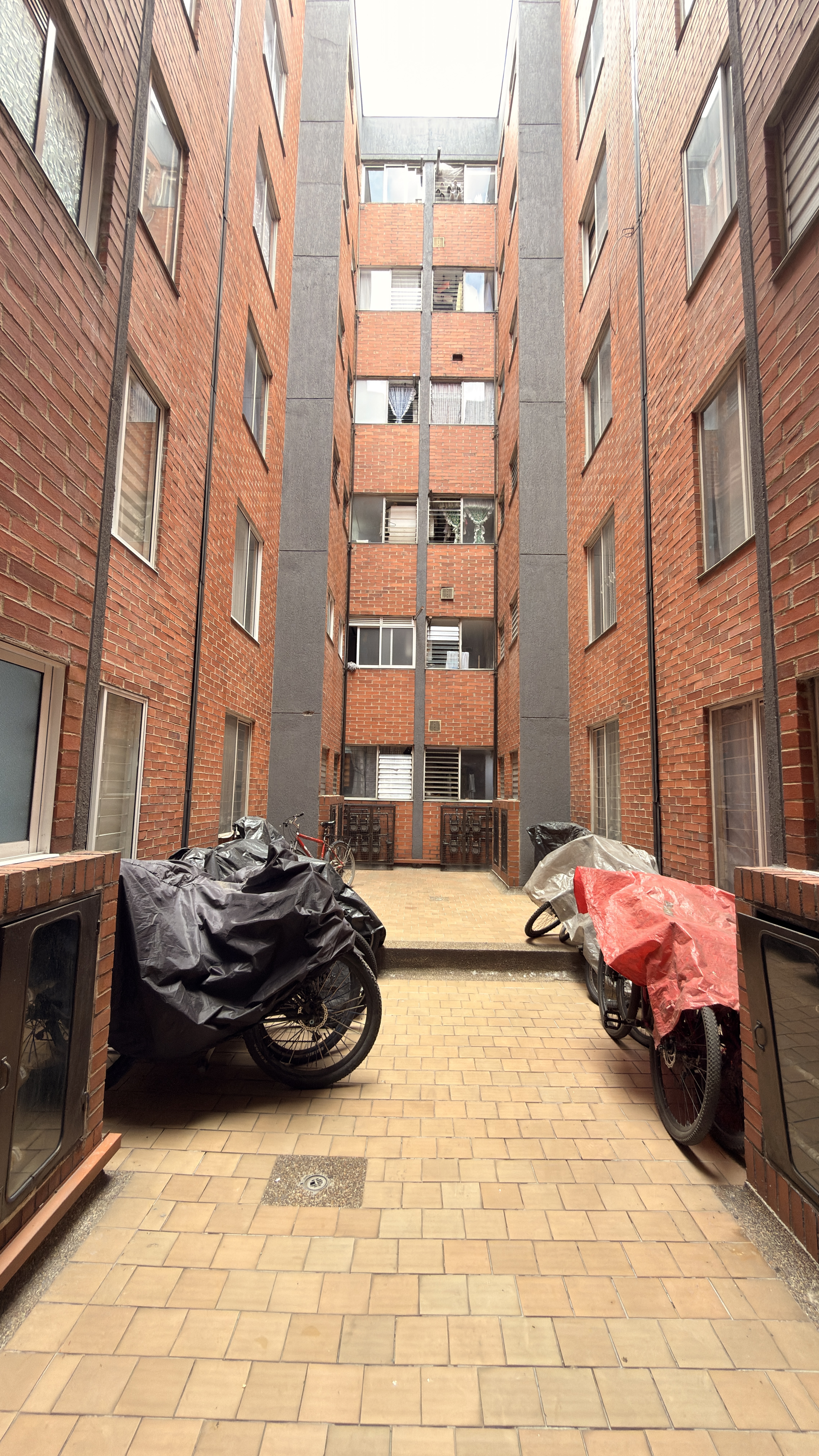 Apartamento en venta en Lago Timiza, Bogotá · foto 13 de 22