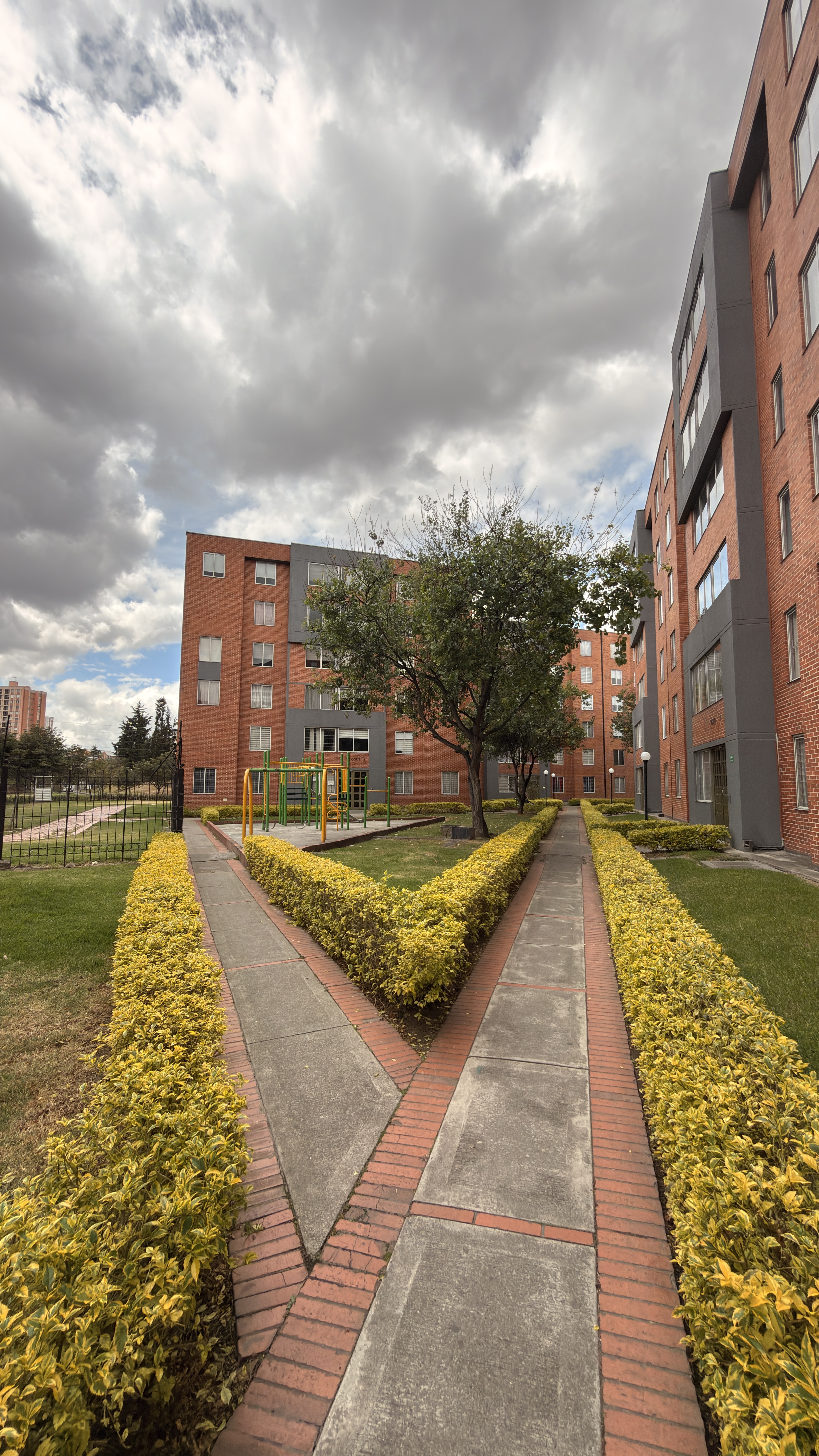Apartamento en venta en Lago Timiza, Bogotá · foto 21 de 22