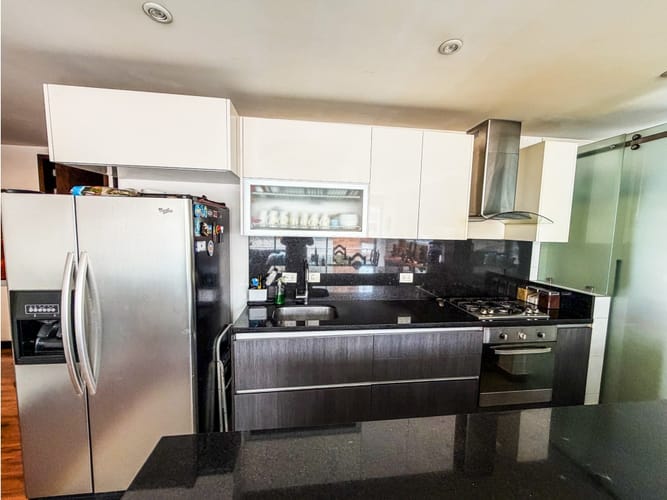 Apartamento de 2 alcobas en venta en Santa Barbara, Bogotá, 96 m² · foto 6 de 17