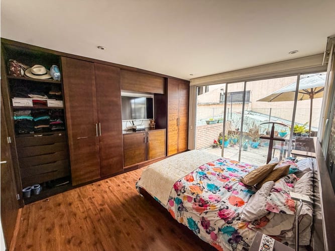 Apartamento de 2 alcobas en venta en Santa Barbara, Bogotá, 96 m² · foto 7 de 17