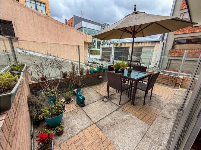 Apartamento de 2 alcobas en venta en Santa Barbara, Bogotá, 96 m² · foto 15 de 17