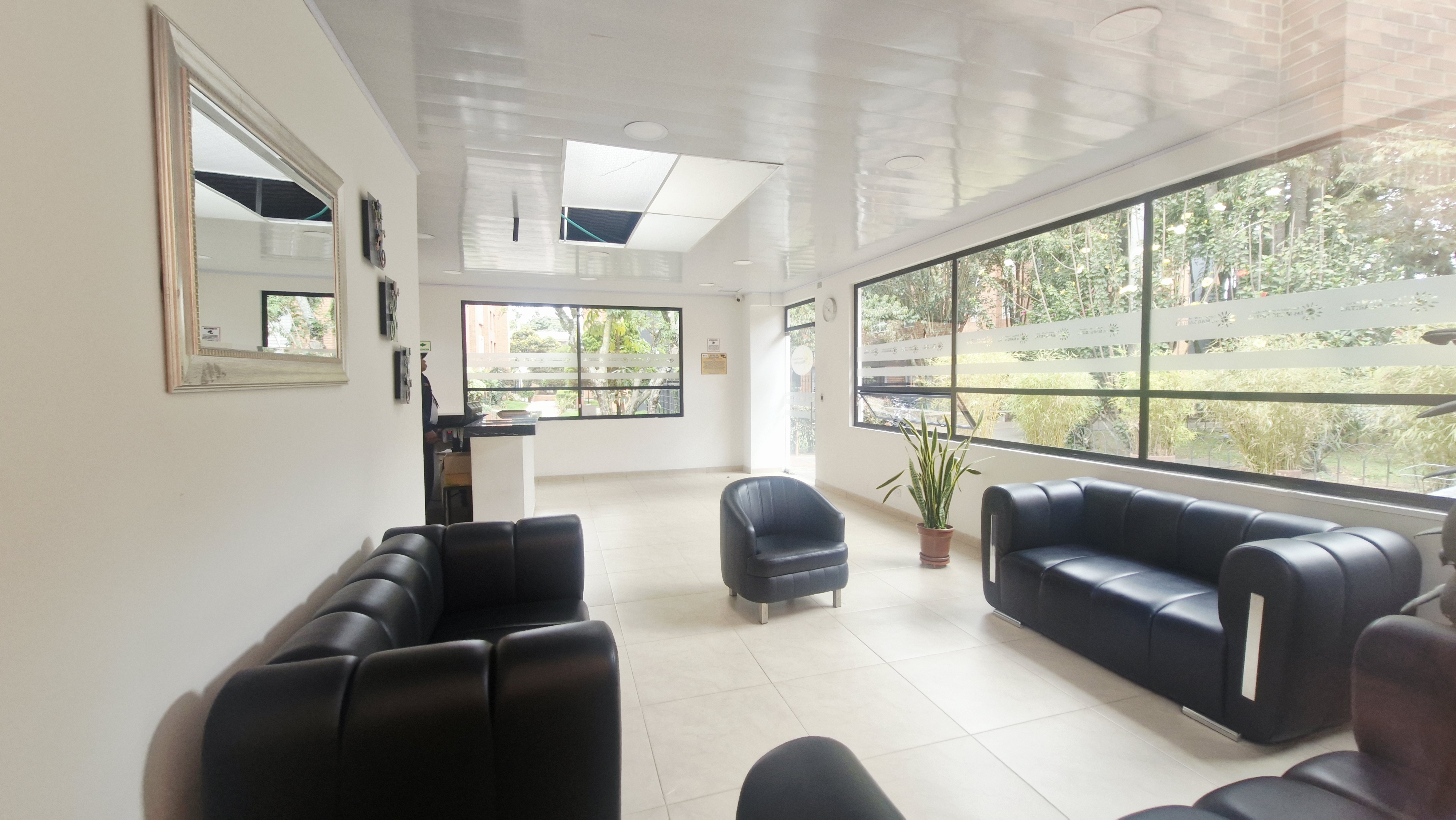 Apartamento en venta en Ub. Sabana De Tibabuyes, Bogotá · foto 17 de 22