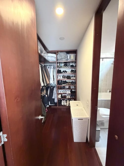 Apartaestudio en venta en Chicó Navarra, Bogotá, 71 m² · foto 6 de 24